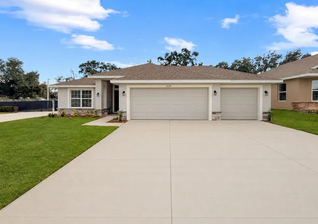 1st image of 1654 Ann Rose Way, Leesburg, FL 34748 | MLS# O6422970
