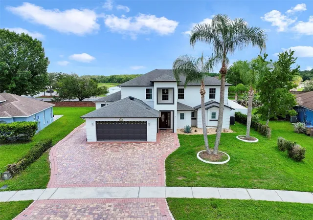 Photo 2 of Single family home for sale at 2574 Sage Dr, Kissimmee, FL 34758 | MLS# O6422972 | Listing updated on 2026-10-02