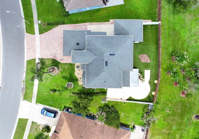 Photo 3 of Single family home for sale at 2574 Sage Dr, Kissimmee, FL 34758 | MLS# O6422972 | Listing updated on 2026-10-02