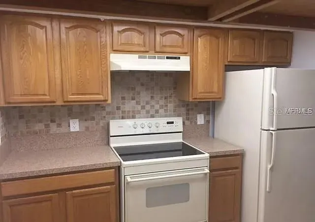4th image of 2621 Cove Cay Dr #105, Clearwater, FL 33760 | MLS# TB8526627
