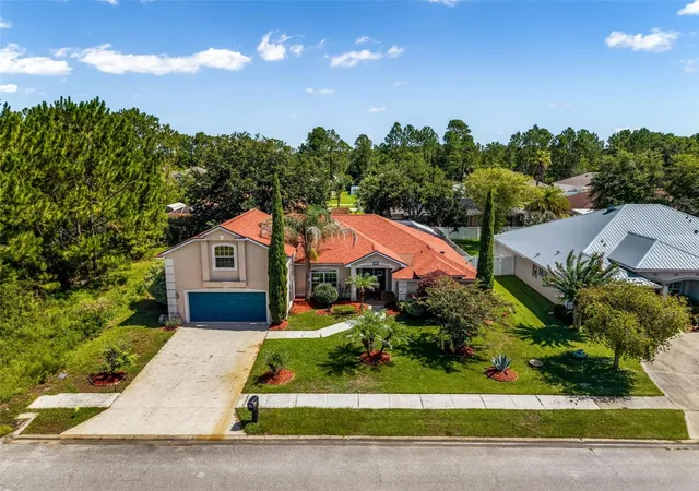 Photo 2 of Single family home for sale at 18 Lewiston Ct, Palm Coast, FL 32137 | MLS# FC319795 | Listing updated on 2026-09-05