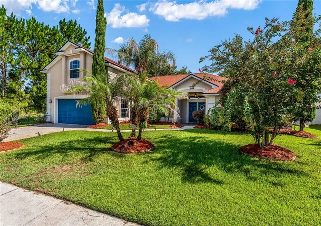 Photo 3 of Single family home for sale at 18 Lewiston Ct, Palm Coast, FL 32137 | MLS# FC319795 | Listing updated on 2026-09-05
