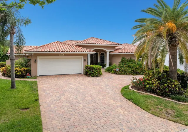 Homes for sale in Saint Petersburg, FL | 2001 Illinois Ave Ne, Saint Petersburg, FL 33703 | MLS# TB8526640