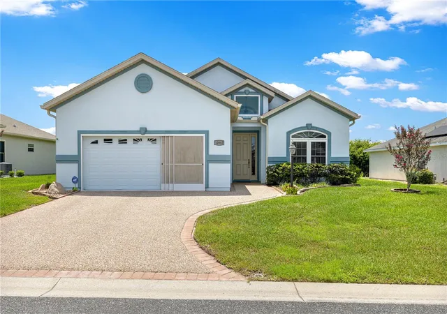Photo 1 of Single family home for sale at 10982 Se 169th Place, Summerfield, FL 34491 | MLS# G5114749 | Listing updated on 2026-08-30