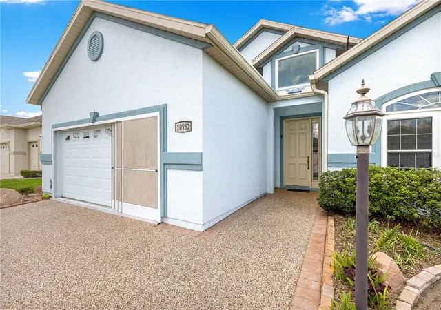 Photo 3 of Single family home for sale at 10982 Se 169th Place, Summerfield, FL 34491 | MLS# G5114749 | Listing updated on 2026-08-30