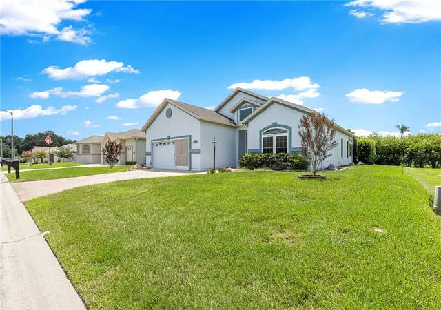 Photo 3 of Single family home for sale at 10982 SE 169th Place, Summerfield, FL 34491 | MLS# G5114749 | Listing updated on 2026-08-30
