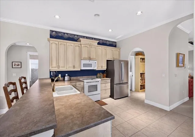 Photo 3 of Single family home for sale at 10 Beachside Dr, Palm Coast, FL 32137 | MLS# FC319796 | Listing updated on 2026-09-08