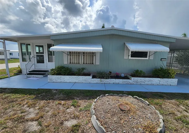 1st image of 808 53rd Ave E #223, Bradenton, FL 34203 | MLS# A4699268