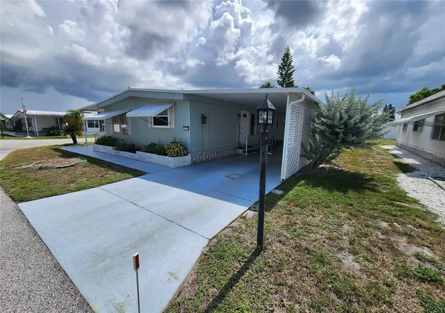 2nd image of 808 53rd Ave E #223, Bradenton, FL 34203 | MLS# A4699268