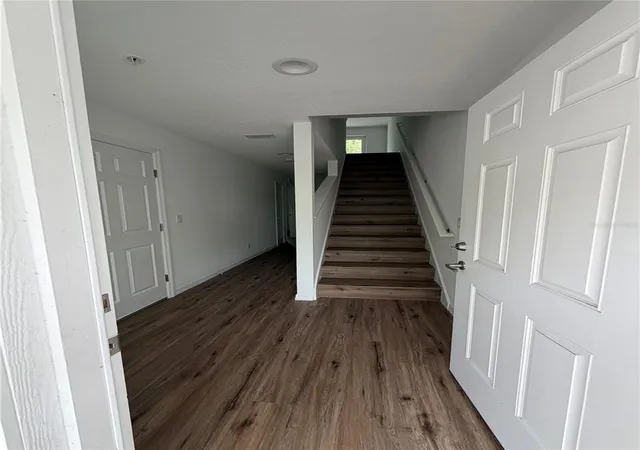 3rd image of 2577 6Th Avenue Dr E, Bradenton, FL 34208 | MLS# G5114752