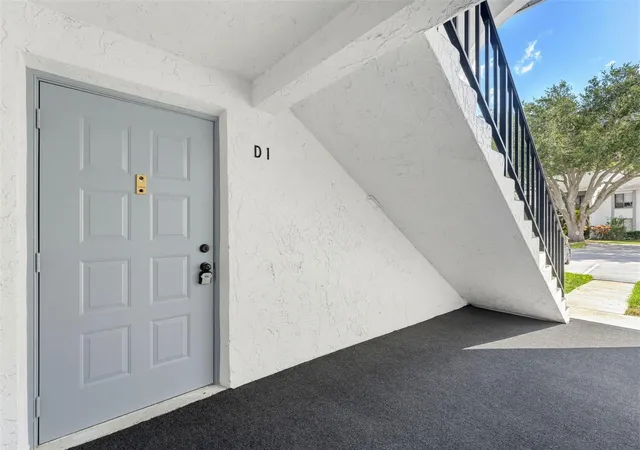 26th image of 1261 Pine Ridge Cir W #D1, Tarpon Springs, FL 34688 | MLS# TB8526660