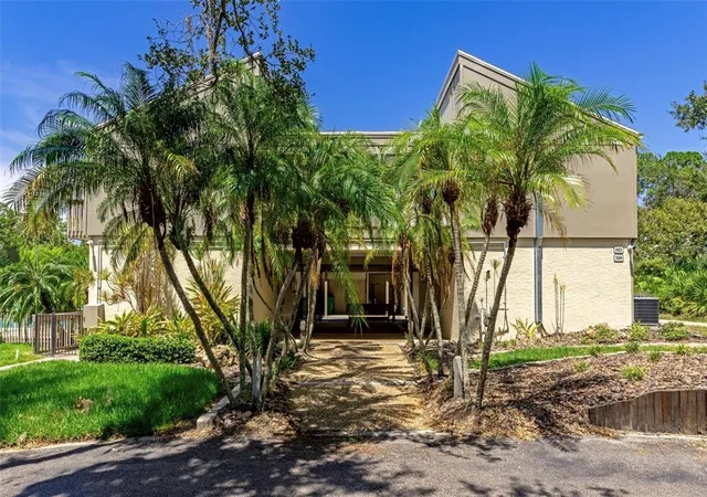 50th image of 108 Woodland Pl #108, Osprey, FL 34229 | MLS# A4699279