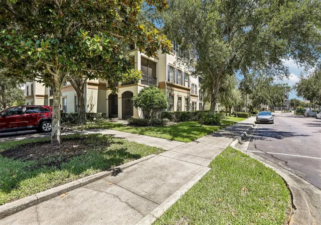 3rd image of 11564 Mizzon Dr #102, Windermere, FL 34786 | MLS# O6423023