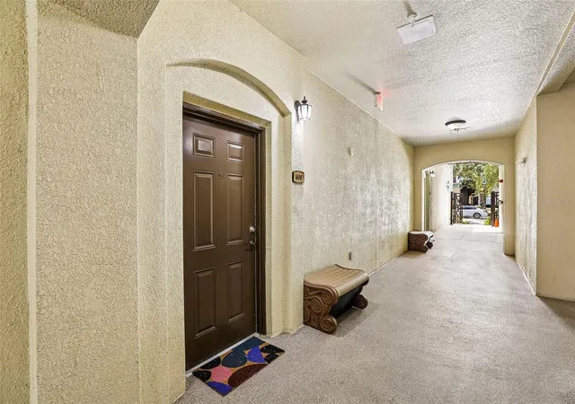 4th image of 11564 Mizzon Dr #102, Windermere, FL 34786 | MLS# O6423023