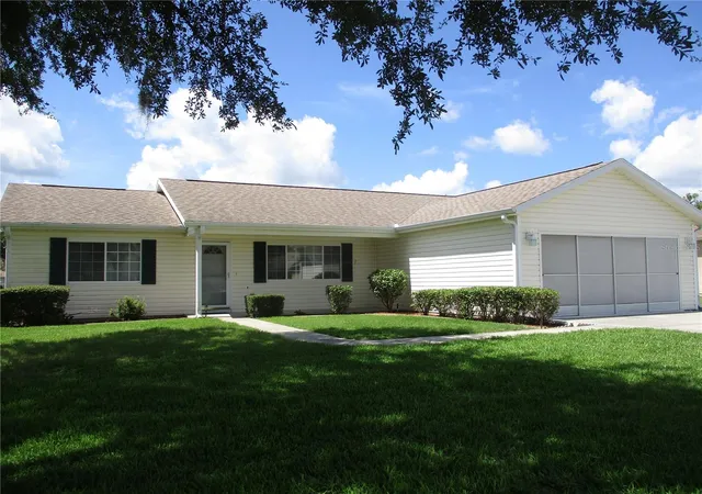 1st image of 11588 Sw 139th Pl, Dunnellon, FL 34432 | MLS# OM728049