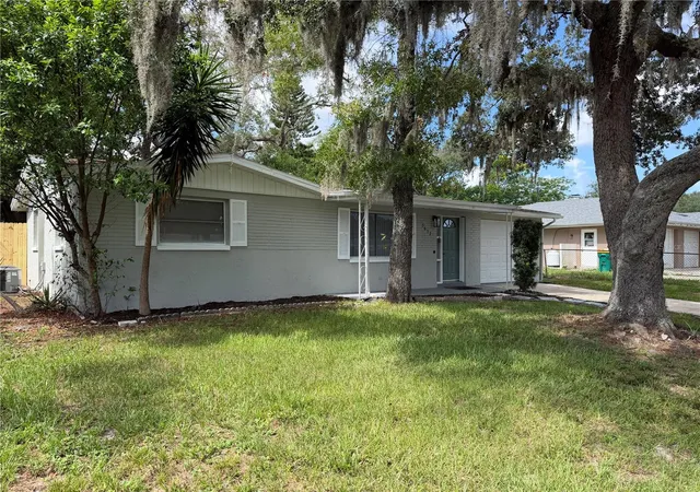 Homes for sale in Holiday, FL | 5632 Front Dr, Holiday, FL 34690 | MLS# TB8526681