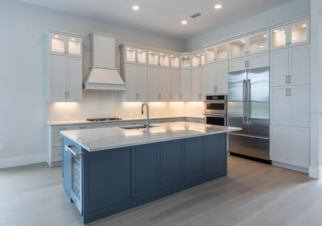 Photo 2 of Single family home for sale at 257 Blue Pearl Ct, Sarasota, FL 34240 | MLS# A4699285 | Listing updated on 2026-10-23