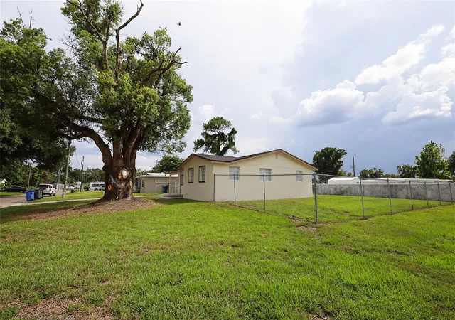 2nd image of 505 Clearfield Rd, Brandon, FL 33511 | MLS# TB8526691