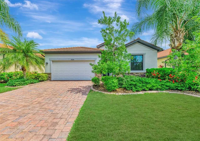 5th image of 9824 Hilltop Dr, Venice, FL 34292 | MLS# N6144955