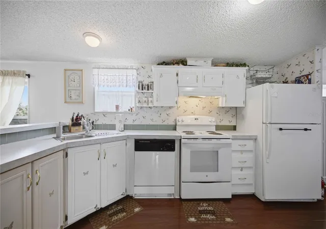 5th image of 6720 Ne 1St Pl, Ocala, FL 34470 | MLS# OM728052