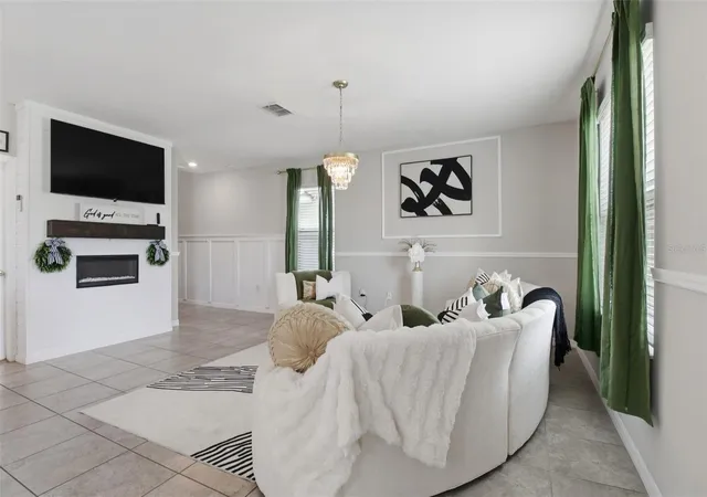 4th image of 17032 Yellow Pine St, Wimauma, FL 33598 | MLS# TB8526703