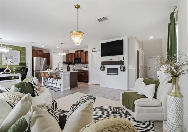 5th image of 17032 Yellow Pine St, Wimauma, FL 33598 | MLS# TB8526703