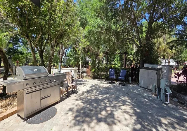 3rd image of 185 Appaloosa Trl, River Ranch, FL 33867 | MLS# TB8526704
