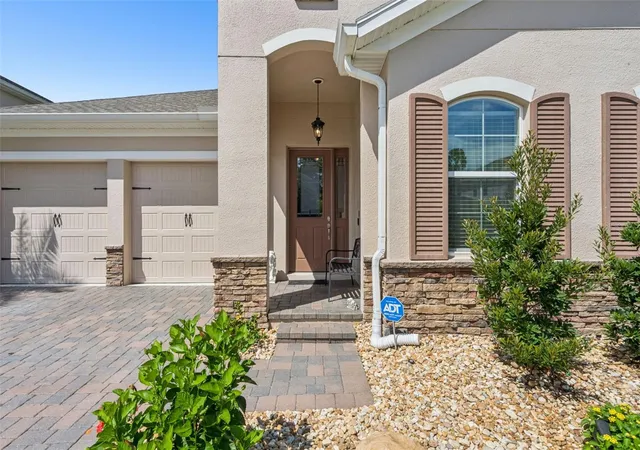 Photo 5 of Single family home for sale at 10750 Petrillo Way, Winter Garden, FL 34787 | MLS# O6423067 | Listing updated on 2026-09-01