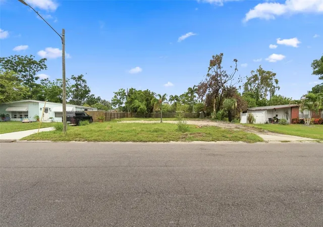 Photo 3 of Land for sale at 3963 Neptune Dr SE, Saint Petersburg, FL 33705 | MLS# TB8526721 | Listing updated on 2026-10-09