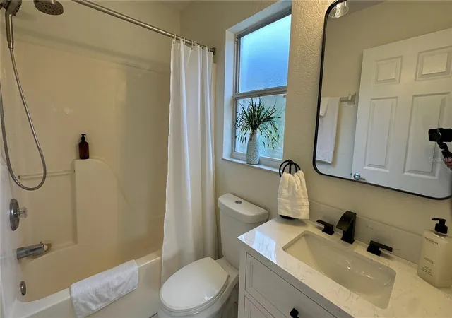 Photo 3 of Single family home for sale at 11074 Carnegie Ave, Englewood, FL 34224 | MLS# A4699299 | Listing updated on 2026-08-27