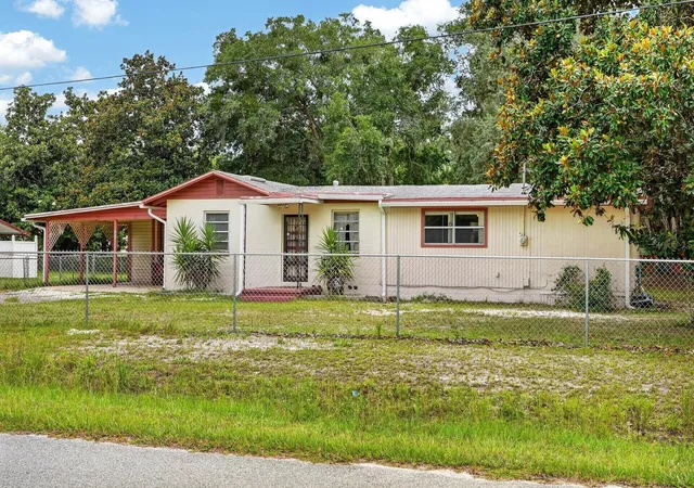 Photo 1 of Single family home for sale at 131 Dunn Ave, San Mateo, FL 32187 | MLS# FC319802 | Listing updated on 2026-09-02