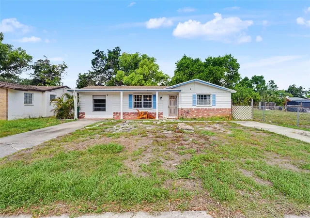 Homes for sale in Holiday, FL | 3317 Bainbridge Dr, Holiday, FL 34691 | MLS# TB8526737