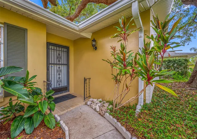 3rd image of 2036 Forest Dr, Clearwater, FL 33763 | MLS# TB8526746
