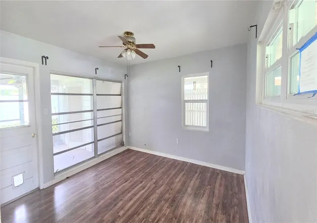 Photo 4 of Single family home for sale at 204 Bobbie Cir, Lakeland, FL 33813 | MLS# L4963335 | Listing updated on 2026-10-28