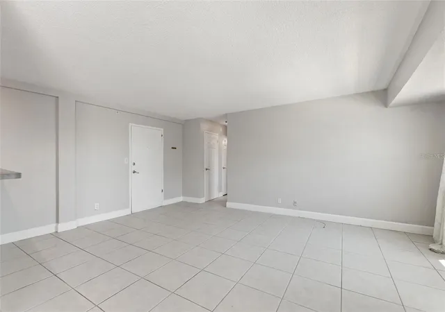Homes for sale in St Petersburg, FL | 3315 58Th Ave S #314, St Petersburg, FL 33712 | MLS# TB8526752
