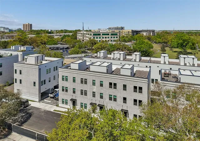 3rd image of 1218 E Kay St #18, Tampa, FL 33602 | MLS# TB8526753