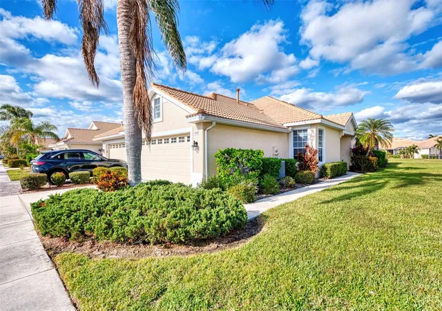 2nd image of 4980 Whispering Oaks Dr, North Port, FL 34287 | MLS# N6144957