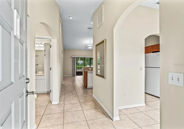 Photo 3 of House for sale at 1701 SE 24th Road #1702, Ocala, FL 34471 | MLS# OM728062 | Listing updated on 2026-09-18
