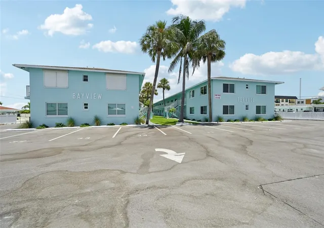 1st image of 117 7th St N #1, Bradenton Beach, FL 34217 | MLS# O6423117