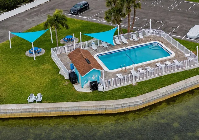21st image of 117 7th St N #1, Bradenton Beach, FL 34217 | MLS# O6423117