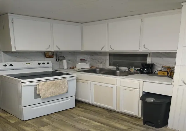 Photo 2 of Manufactured home for sale at 8488 Se 126th Place, Belleview, FL 34420 | MLS# S5153236 | Listing updated on 2026-07-15