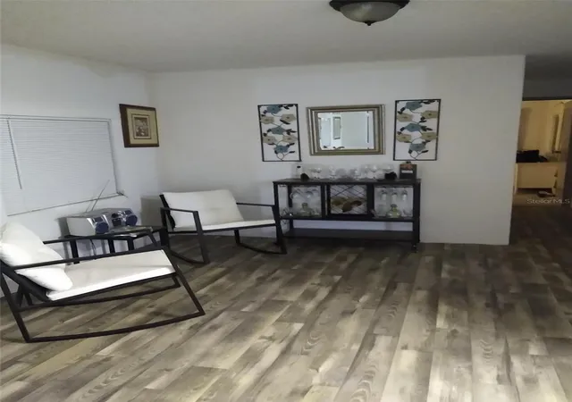 Photo 3 of Manufactured home for sale at 8488 SE 126th Place, Belleview, FL 34420 | MLS# S5153236 | Listing updated on 2026-07-15