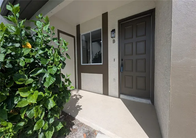 Photo 2 of Single family home for sale at 2888 Bancroft Cir E #5B, Palm Harbor, FL 34683 | MLS# TB8526793 | Listing updated on 2026-10-01