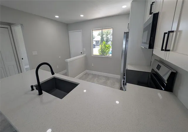 Photo 3 of House for sale at 2888 Bancroft Cir E #5B, Palm Harbor, FL 34683 | MLS# TB8526793 | Listing updated on 2026-10-01