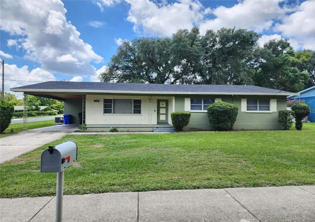 Photo 1 of Sale Pending at 1104 W 14th Street, Lakeland, FL 33805 | MLS# TB8526795 | Listing updated on 2026-09-26