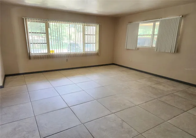 Photo 4 of Sale Pending at 1104 W 14th Street, Lakeland, FL 33805 | MLS# TB8526795 | Listing updated on 2026-09-26