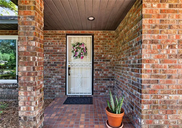 Homes for sale in Gainesville, FL | 2522 Nw 27Th Pl, Gainesville, FL 32605 | MLS# GC541778