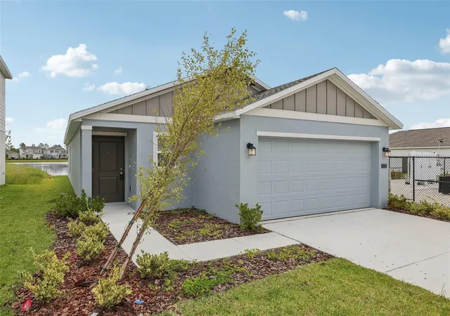 2nd image of 1172 Belle Isle Ln, Daytona Beach, FL 32124 | MLS# O6423131