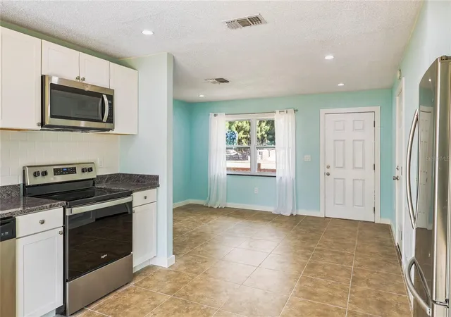 Photo 4 of Single family home for sale at 6814 Driftwood Dr, Hudson, FL 34667 | MLS# GC541779 | Listing updated on 2026-08-18