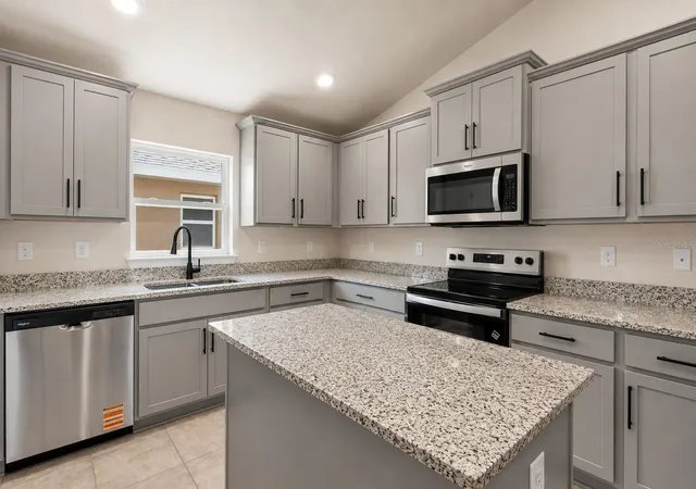 2nd image of 1667 Ann Rose Wy, Leesburg, FL 34748 | MLS# O6423156